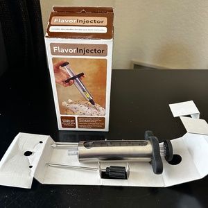 Flavor Injector Stainless Steel with 2 Needles. NIB